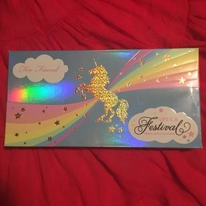 Too faced rainbow palette